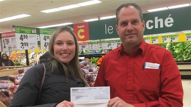 Le Super C de Sainte-Marie remet une bourse de 1000 $