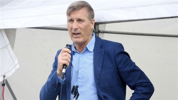 Campagne de salissage : Bernier demande des explications à Lehoux