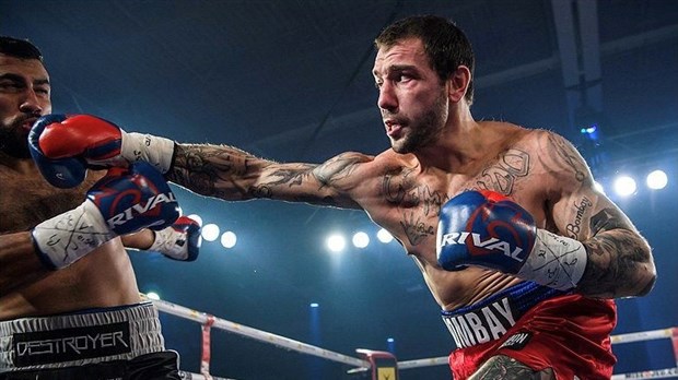 Hubert Poulin gagne son premier combat dans le circuit professionel