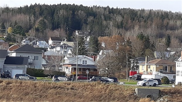Opération en cours à Beauceville : une dizaine de voitures sur place