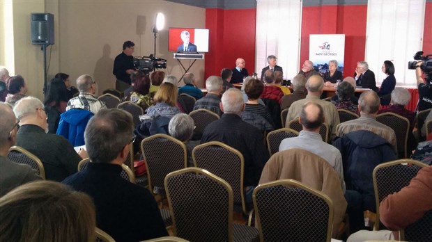 Des souvenirs militaires au Café historique