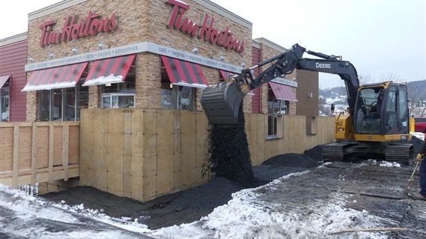 L'emmurement du Tim Hortons de Beauceville est commencé