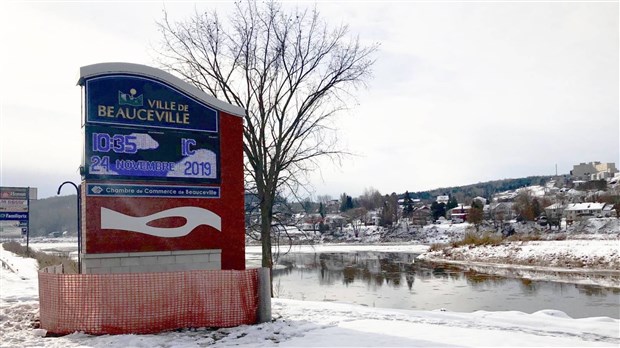 La Ville de Beauceville pourrait faire cavalier seul