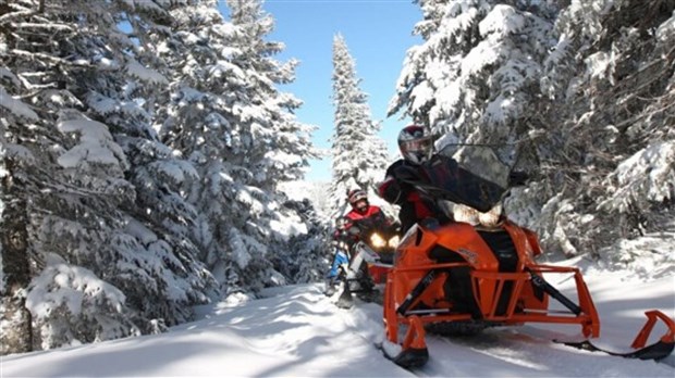 Une aide financière de 753 043 $ accordée à 32 clubs de motoneige et de VTT