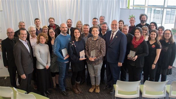 TELUS donne 1 M$ à 70 organismes de la grande région de Chaudière-Appalaches et de Québec