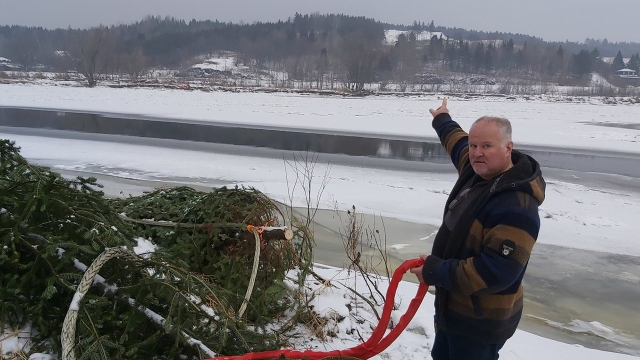 Beauceville les estacades installées sous la supervision du maire Veilleux