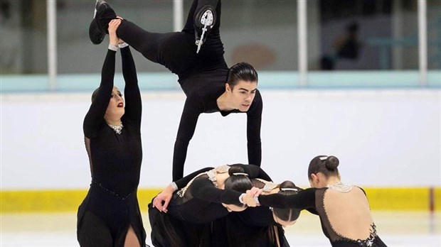 Patinage synchronisé : Édouard Tremblay offre une belle performance en Europe