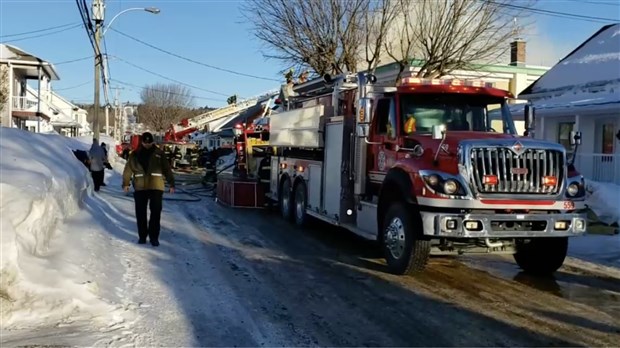 Deuxième incendie à East Broughton : le corps d'un homme découvert