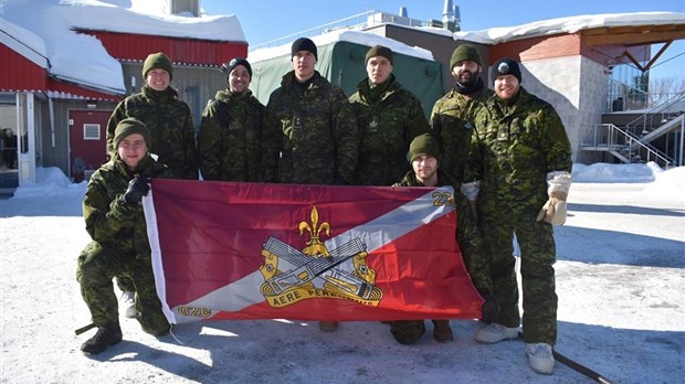 9 militaires du Régiment de la Chaudière ont participé au Défi Iceman 2019