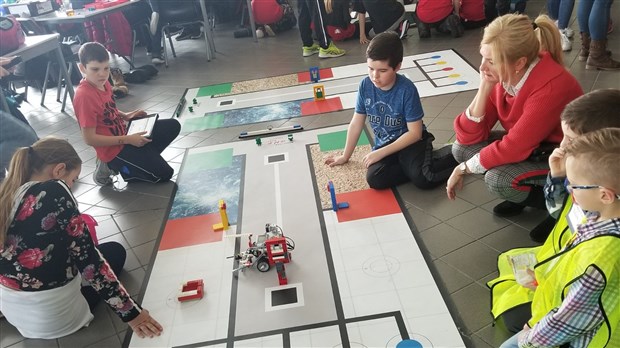 Une journée technologique à l'Amicale de robotique du CSBE