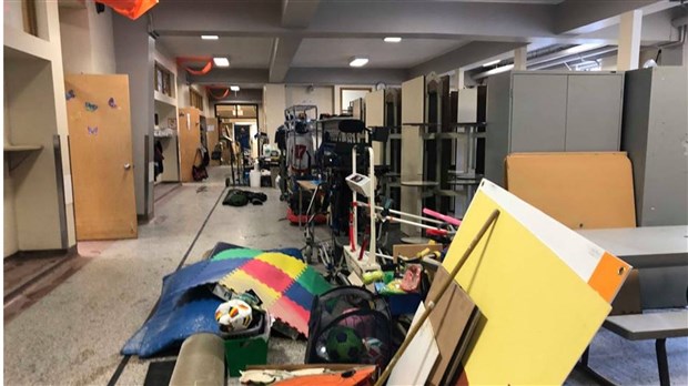 L'école l'Accueil de Scott et le centre administratif de Ste-Marie inondés