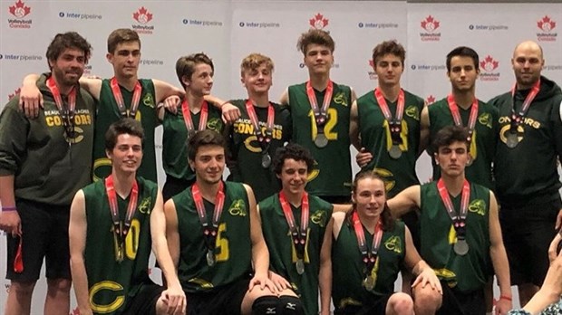 Les Condors U16 obtiennent l’argent aux championnats canadiens de volleyball 