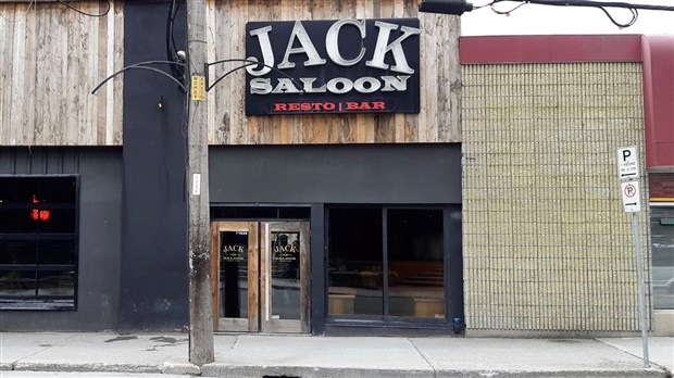 Le Jack Saloon écope d’une amende de 10 000$ pour la présence de 5 mineurs dans son établissement
