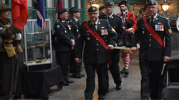 Le Régiment de la Chaudière participe aux commémorations soulignant le jour J