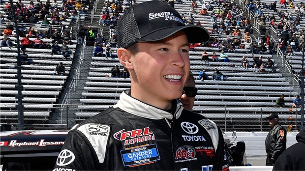 Une addition de deux courses en camionnette Nascar pour Raphaël Lessard 