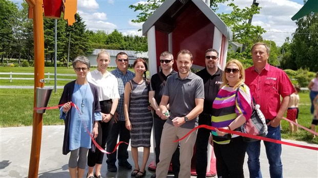 Inauguration des nouveaux jeux d'eau à St-Honoré-de-Shenley