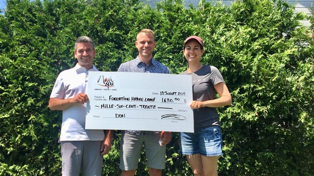 Noah Spa de Scott remet 1 630$ à la Fondation Hayden Labbé