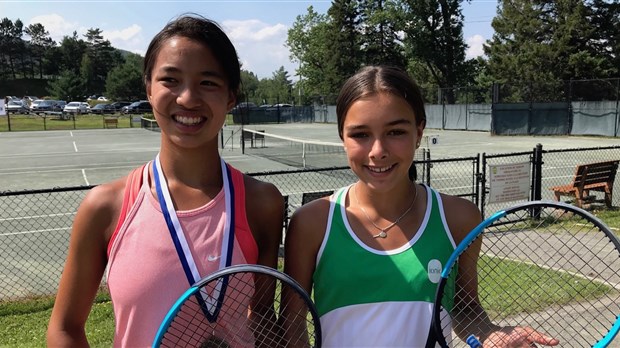 Tennis : Rosalie Carrier-Dulac et Alizée Poulin s’illustrent au championnat québécois 