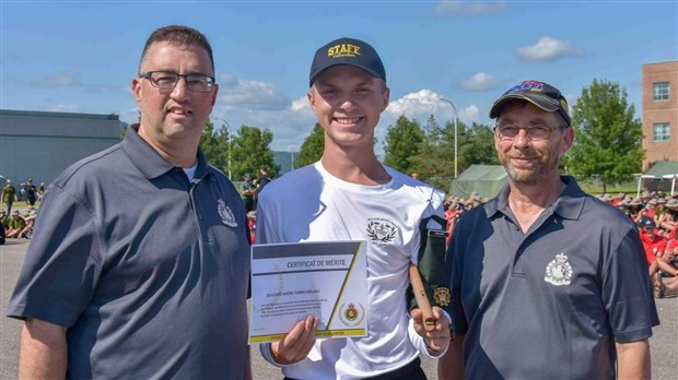 Distinction pour un adjudant-chef du corps de cadets 2765 de Lac-Etchemin 