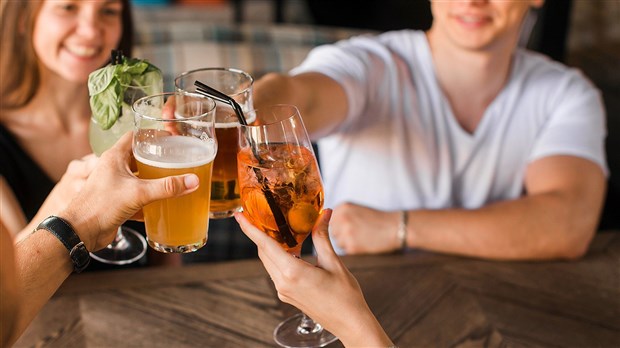 Après le cannabis, l'alcool à 21 ans?