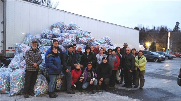Le club Lions de quatre municipalités ont récoltés 95 000 bouteilles et canettes