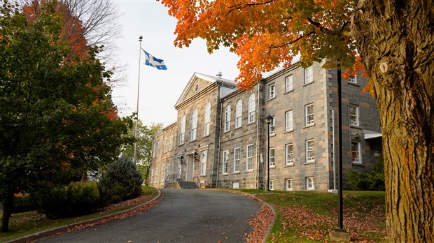 Nouveaux dossiers pour les 5 accusés de la région de Montréal