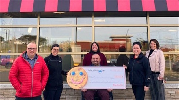 Tim Hortons remet 27 654 $ dollars à l’Association des personnes handicapées de la Chaudière