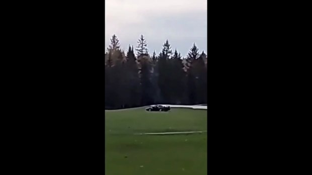 Huit chefs d'accusation pour le chauffard du club de golf 
