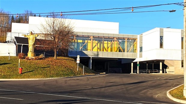 Polyvalente Saint-François: le test de dépistage s'effectue aujourd'hui par gargarisme