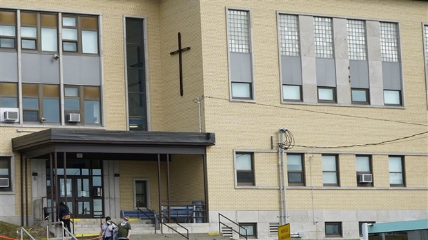 COVID-19: 6 cas de plus dans 4 écoles de Saint-Georges