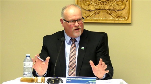 Beauceville; un maire à 100 000 $ pour un budget de 11 M $