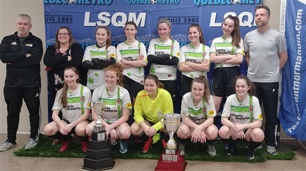 L'équipe U17F-A d1 Ascalon championne des séries de la LSQM