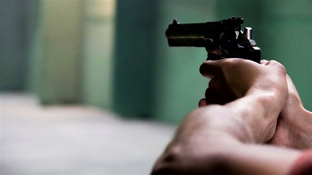 Arrestation d'un résident de Lévis pour usage négligent d'une arme à feu
