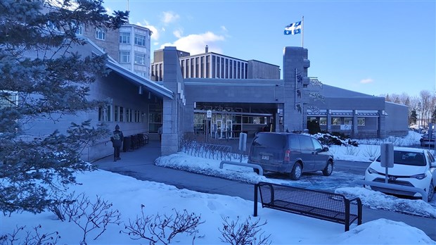 Il y aurait des cas de COVID-19 à Saint-Georges, selon un médecin