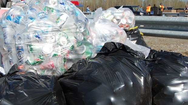 Collecte de bouteilles et canettes au profit du Comité d'aide de Beauceville