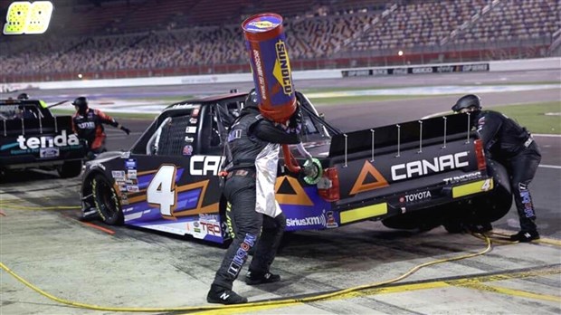 Une 15e place pour le pilote Raphaël Lessard