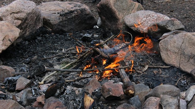 Levée totale de l’interdiction de faire des feux à ciel ouvert en forêt ou à proximité