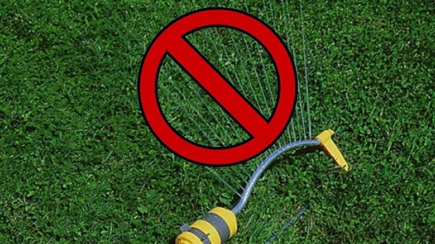 Interdiction d'utiliser l'eau potable en extérieur dans plusieurs municipalités