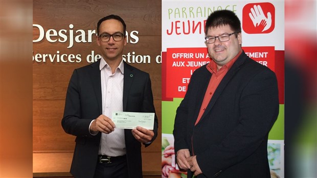 Le Service d'entraide Mamie-Soleil reçoit un don de 1000$