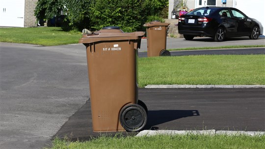 Les bacs de compost partout au Québec en 2025