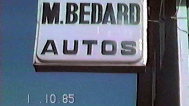 Normand DeLessard présente Souvenirs de M. Bédard Autos de Saint-Côme en 1985