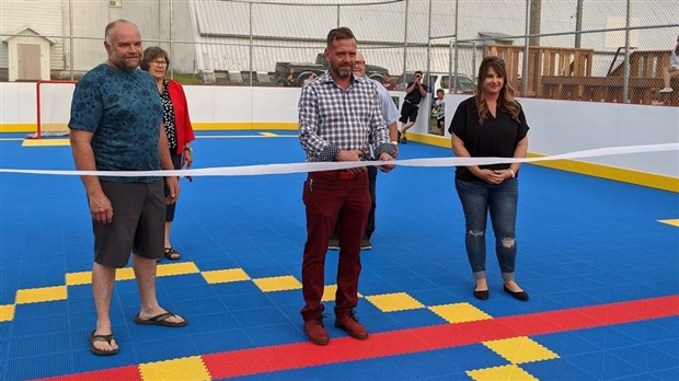 Le Centre Dekhockey à Sainte-Justine a été inauguré