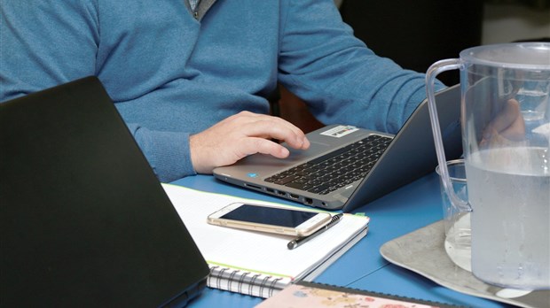 COVID-19: La moitié des entreprises canadiennes n'étaient pas prêtes au télétravail 