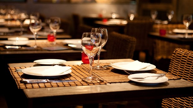 Les restaurants et les bars remontent tranquillement la pente, selon Statistique Canada