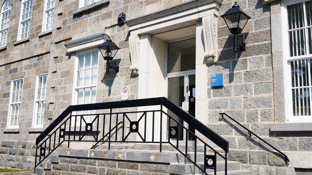 Les cinq accusés sont de la région de Montréal