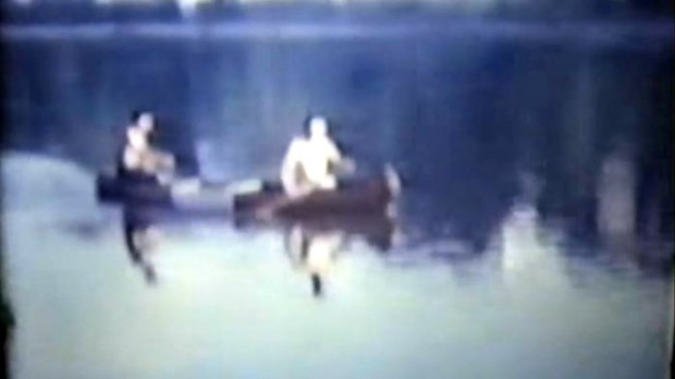 Normand DeLessard présente une course de kayak à Saint-Georges en 1963