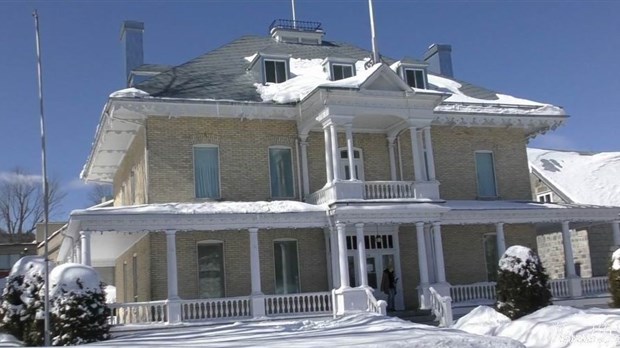 Normand DeLessard présente une visite du presbytère de Beauceville