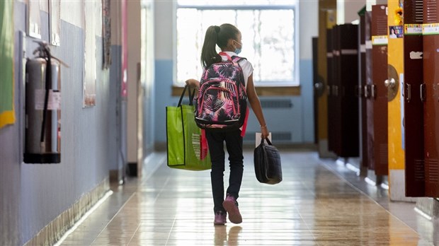 Les tests de dépistage rapide disponibles dans toutes les écoles primaires du Québec