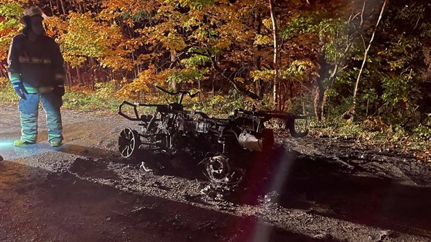 Un VTT a pris feu à Saint-Elzéar
