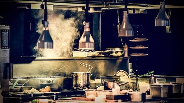 Comment nettoyer la sortie de ventilation d’une cuisine ?